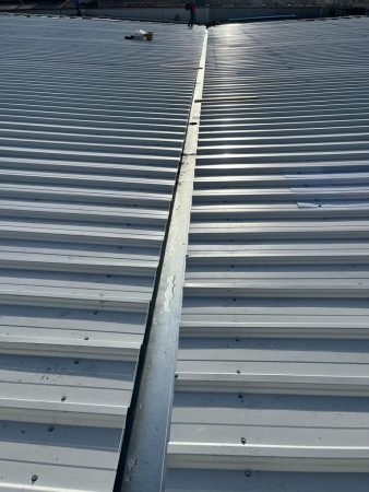 CUBIERTA METALICA PERFIL 40 ECOPLAST MONTMELO.